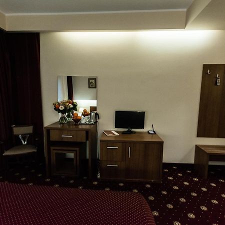 Hotel Ferdinand コンスタンツァ エクステリア 写真