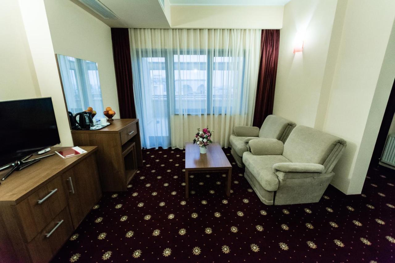 Hotel Ferdinand コンスタンツァ エクステリア 写真